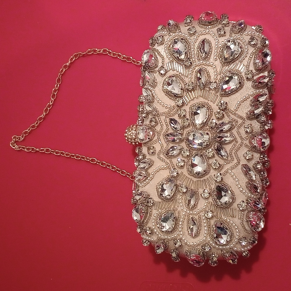 Jeweled clutch